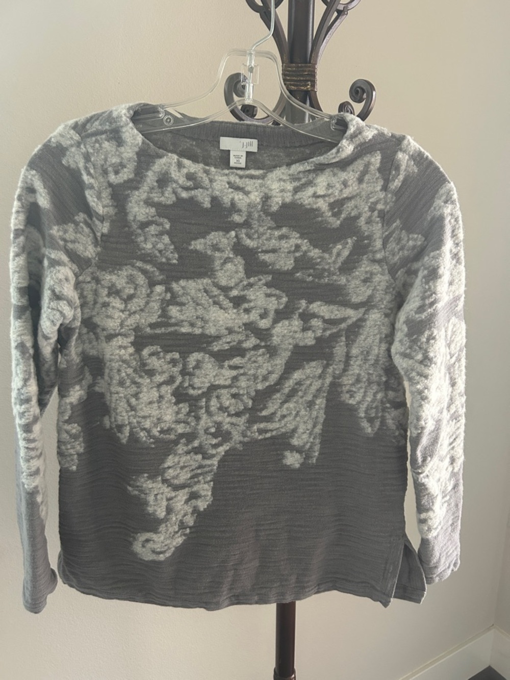 J.jill gray & white Sweater.  size XS petite